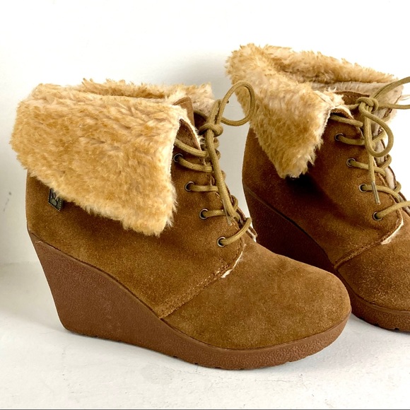 BearPaw Shoes - BEARPAW Sheepskin Fur Lined Suede Wedge Booties